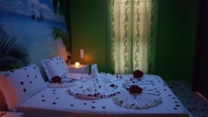 hotel proibitito decorated rooms (23)