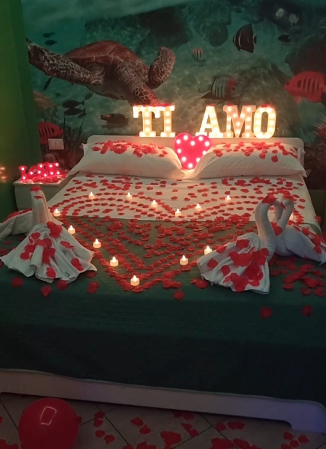 hotel proibitito decorated rooms (5)
